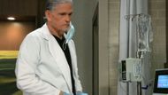 Cyrus snuck into Sam's hospital room | Image Source: ABC